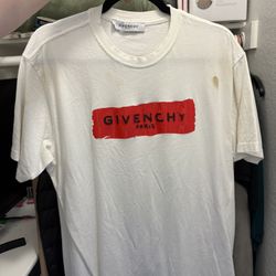 Givenchy Tshirt