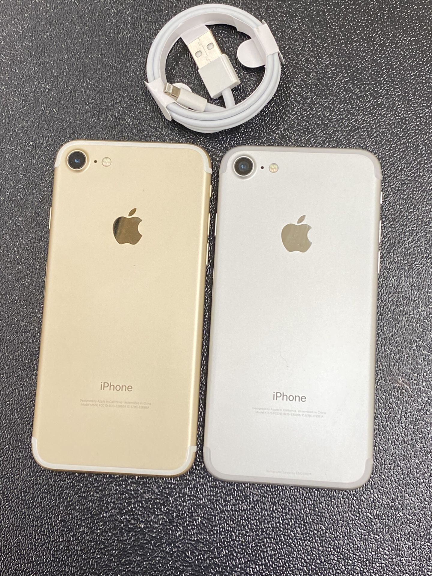 iPhone 7 128 GB Unlocked For All Carriers