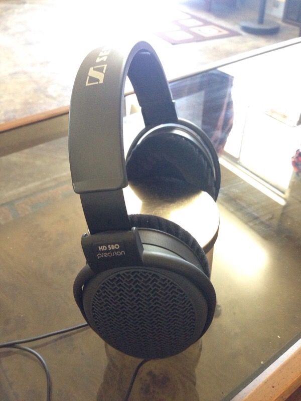 Sennheiser HD850 headphones - high end!