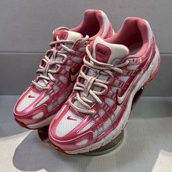 NIKE WOMANS P-6000 “SUMMIT WHITE SILT RED”