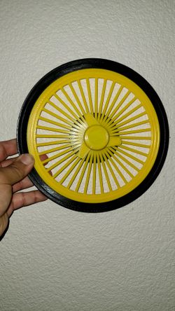 Trash can spinner rims