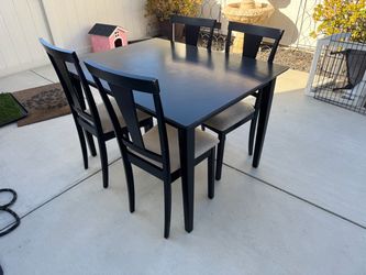 Dining Table Set