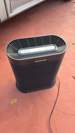 Honeywell air purifier model Hpa200