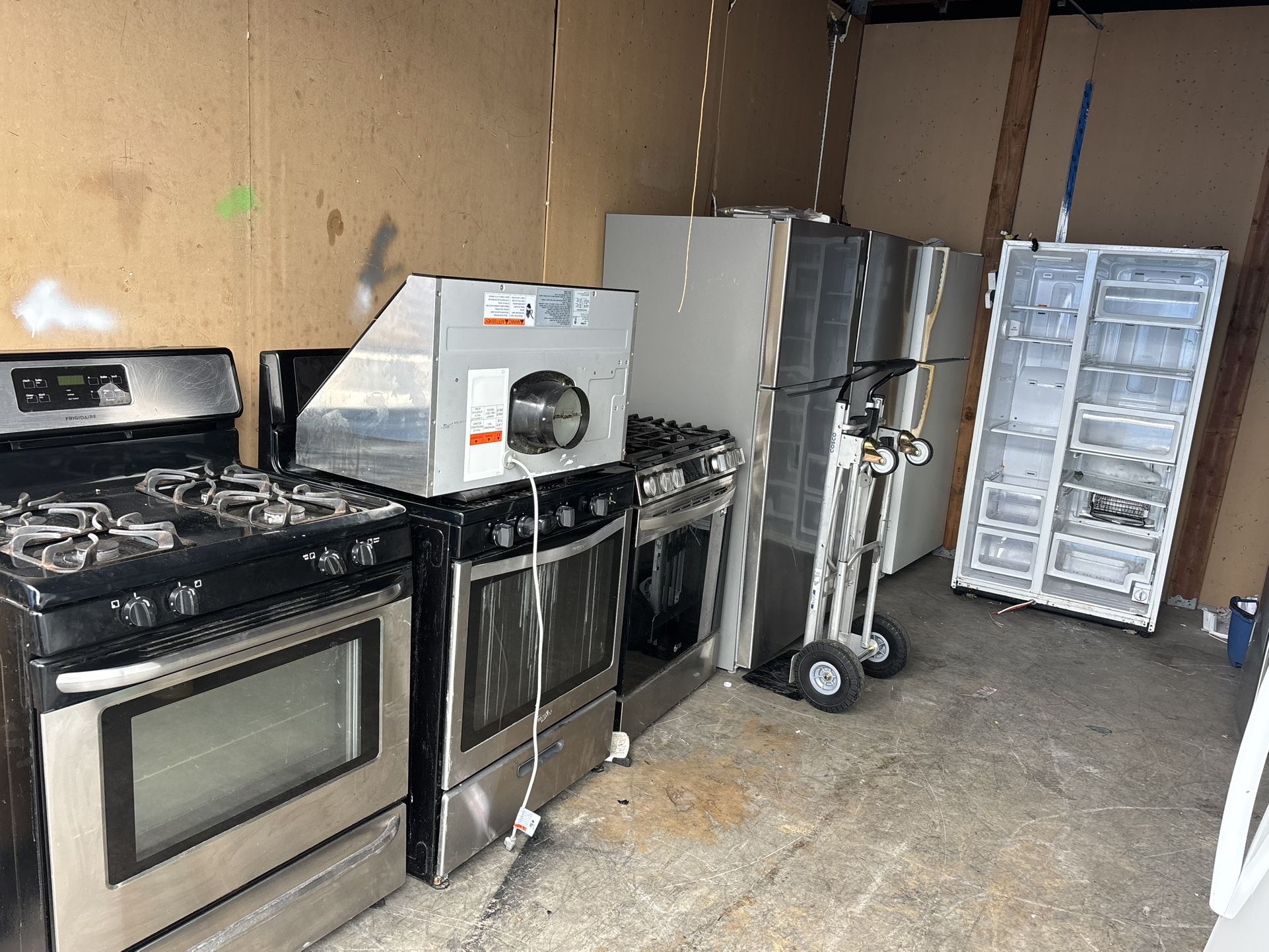 Black Friday In All Appliances $200, $300 And $400