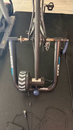 Wahoo KICKR SNAP Indoor Bike Trainer