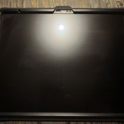 Apple iPad Pro 13 (12.9-inch) 6th generation.