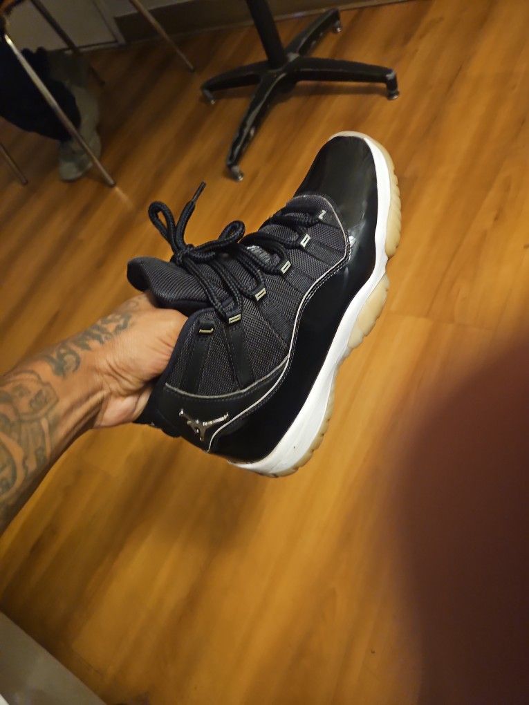 Jordan 11