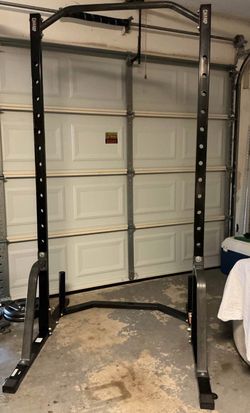Squat rack