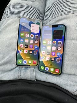 2 iPhones 13’s 128gb 
