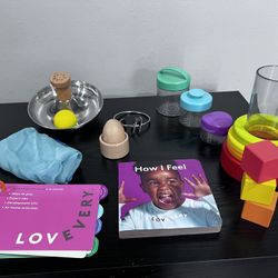 Lovevery The Explorer Play Kit
