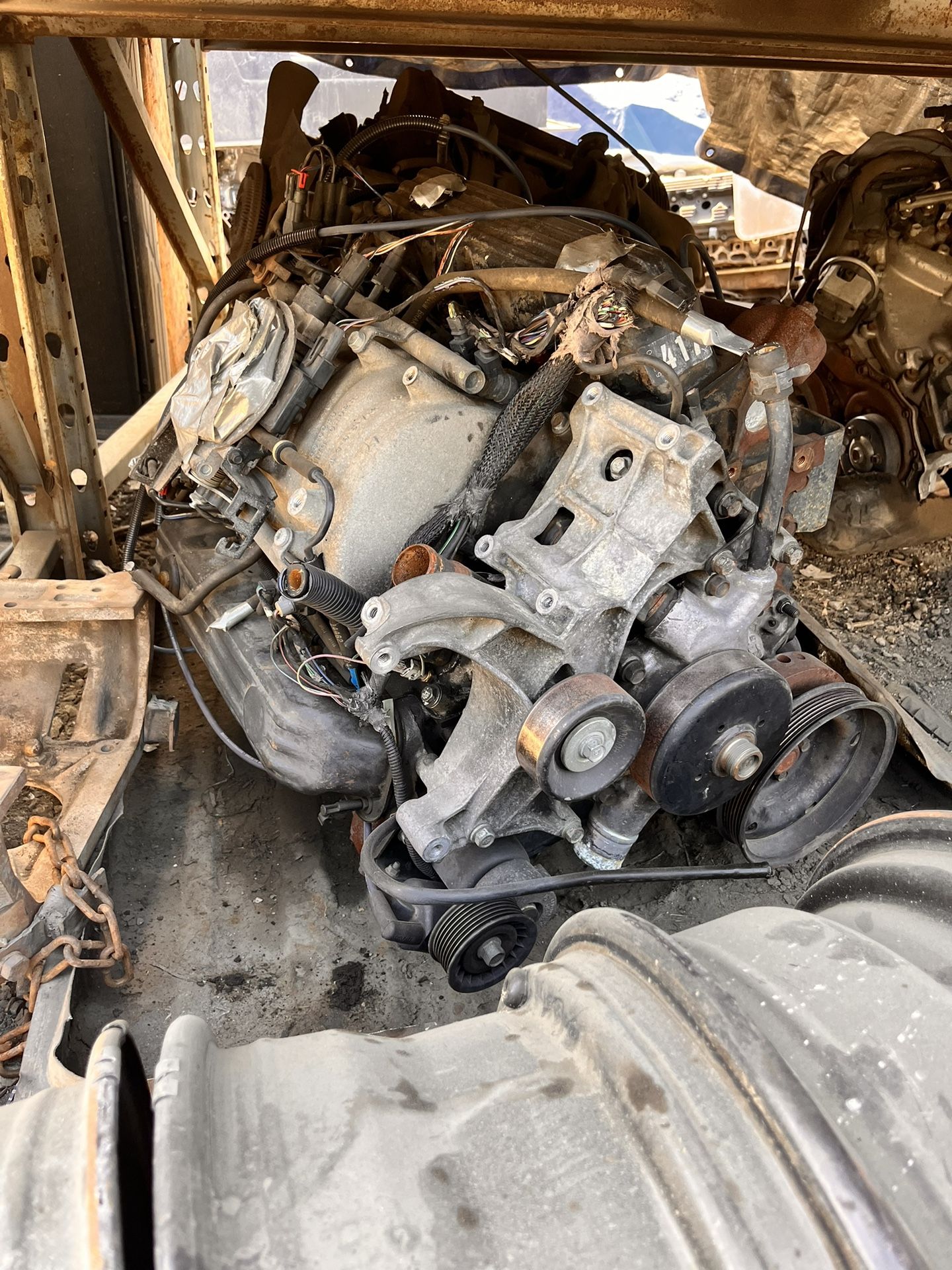 360 Dodge Motor. Out Of 1985 Dodge Van