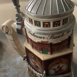 Anheuser-Busch Collectors Club Members Only Stein 2002 "BUSCHs INN" CB21