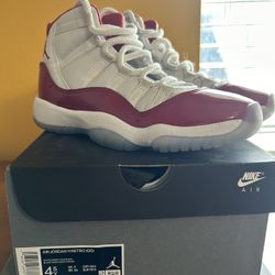 Jordan Retro 11 Cherry Sz 4.5