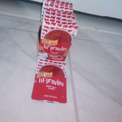 Friskies Lil' Gravirs Cat Food