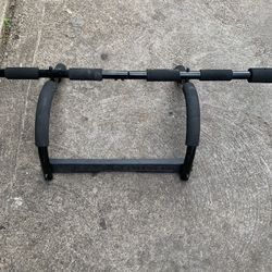 Pull Up Bar 