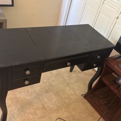 Black Vanity 