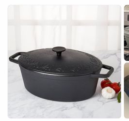 Cast Iron 7qt Dutch Oven