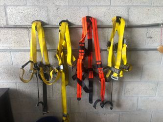 Fall Protection Safety Harnesses – Lot of 3