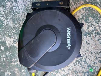 Husky hybrid air hose reel