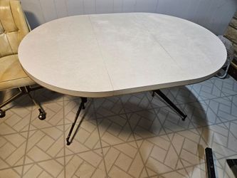 Formica Table & 4 Chairs