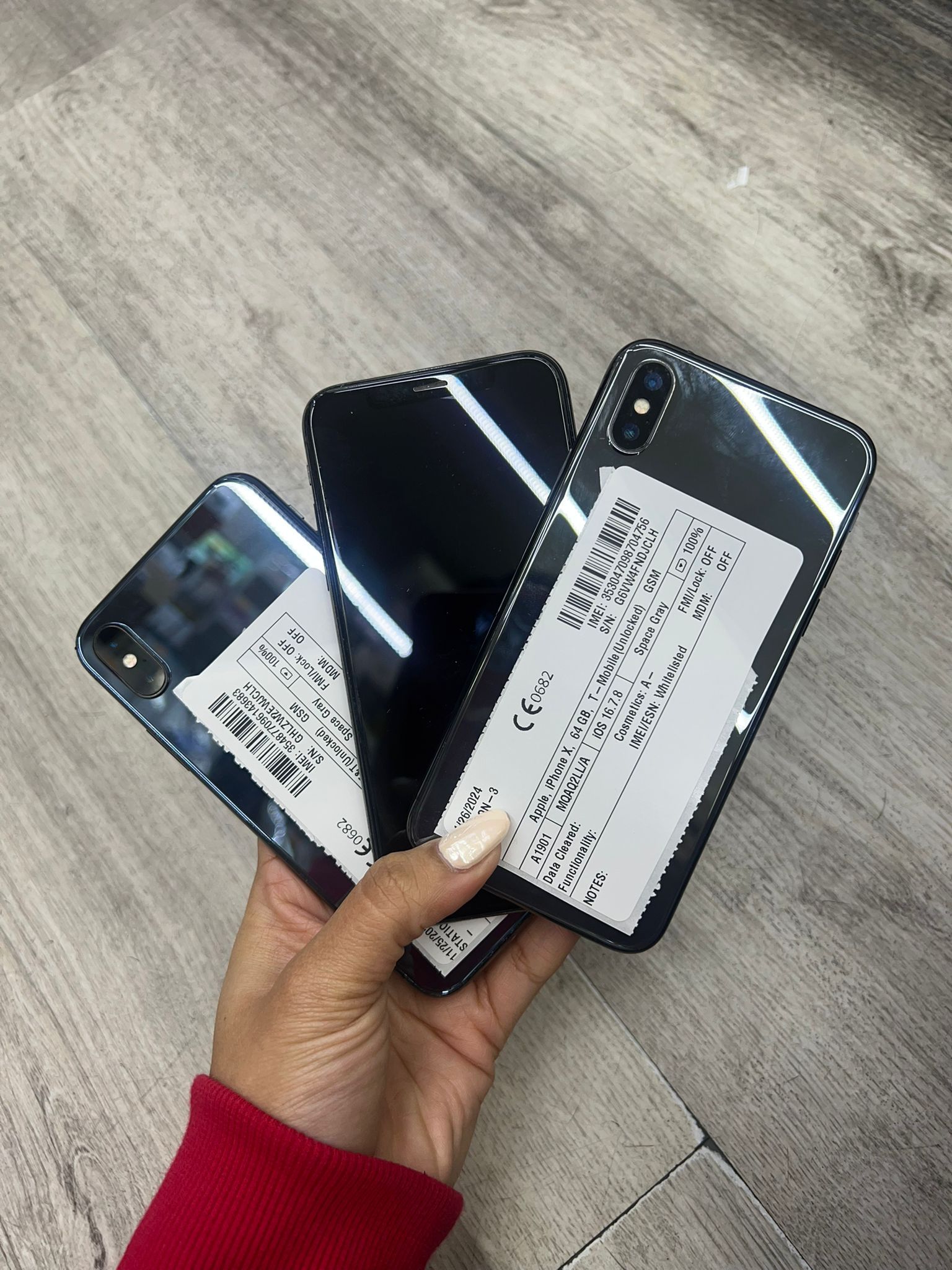 iPhone X 64GB Best Condition and Unlocked Handset Only