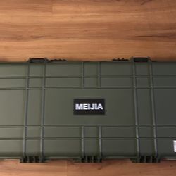 MEIJIA Portable Rolling Waterproof All Weather Hard Rifle Case,Gun case with Wheels,Customizable Fit Foam Included