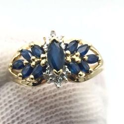 Beautiful Vintage 10k Gold Sapphire Diamond Ring
