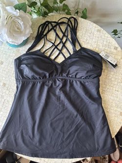 New with tags Kenneth cole Size M