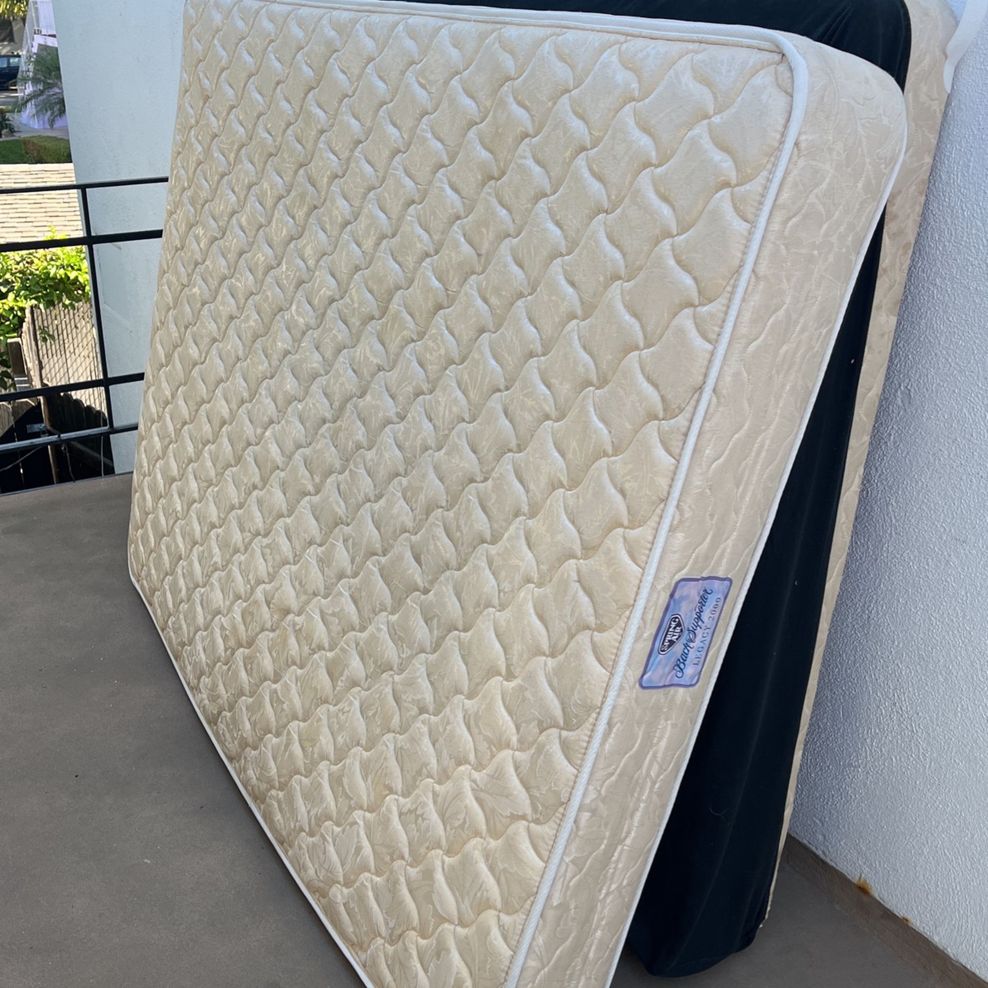 Bed And Box Spring Full Size