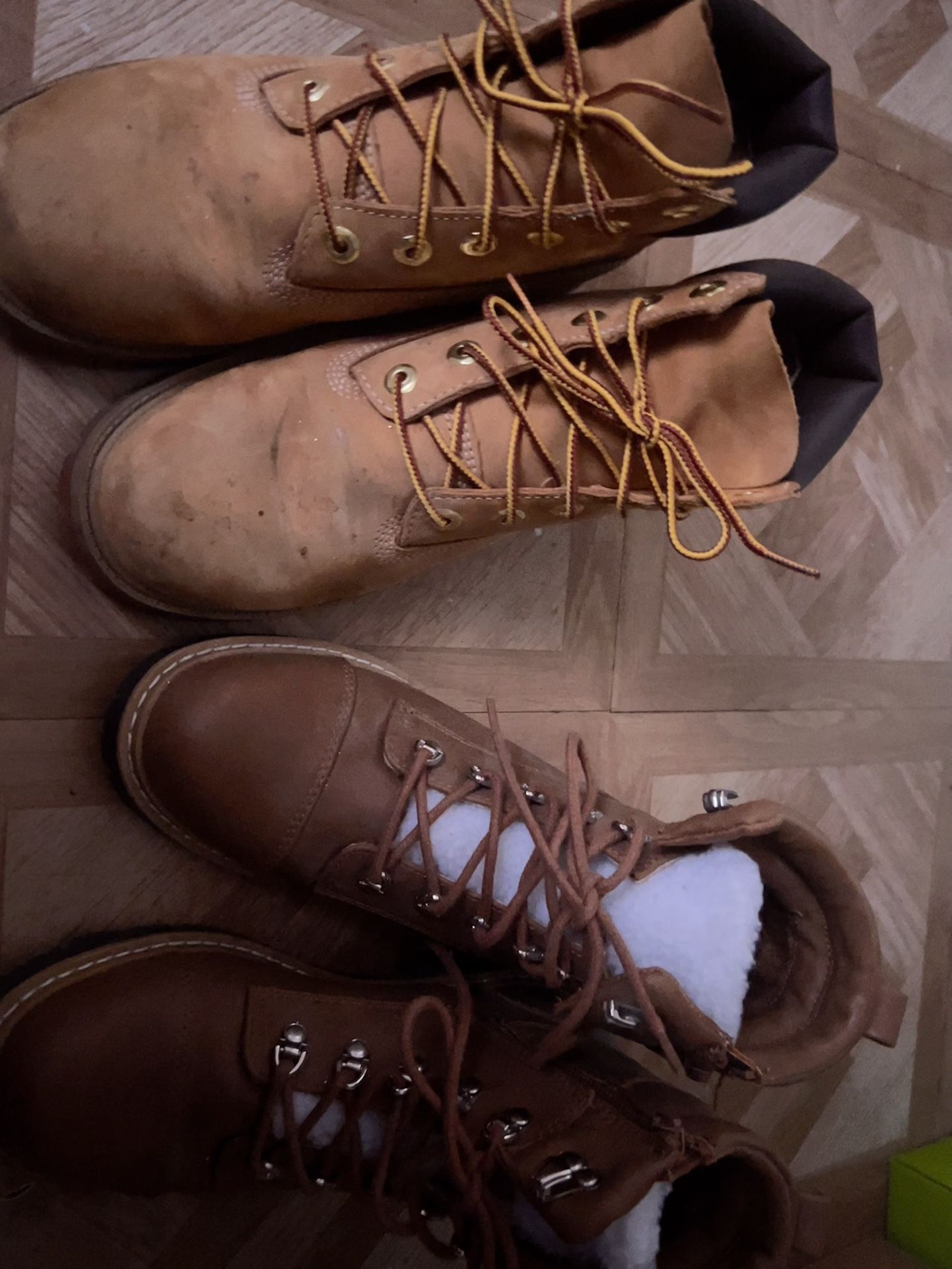 BOOTS SIZE 6 1/2 AND 5