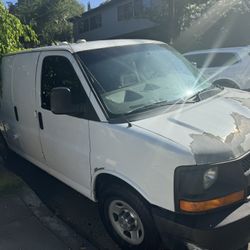 2012 Chevrolet Express 2500