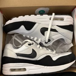 5Y Nike Air Max 1 White Black (GS)