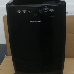 Honeywell MN4HFS9 14,000-BTU Portable Air Conditioner