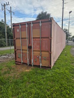 40 FOOT HIGH CUBE NEEDS TLC