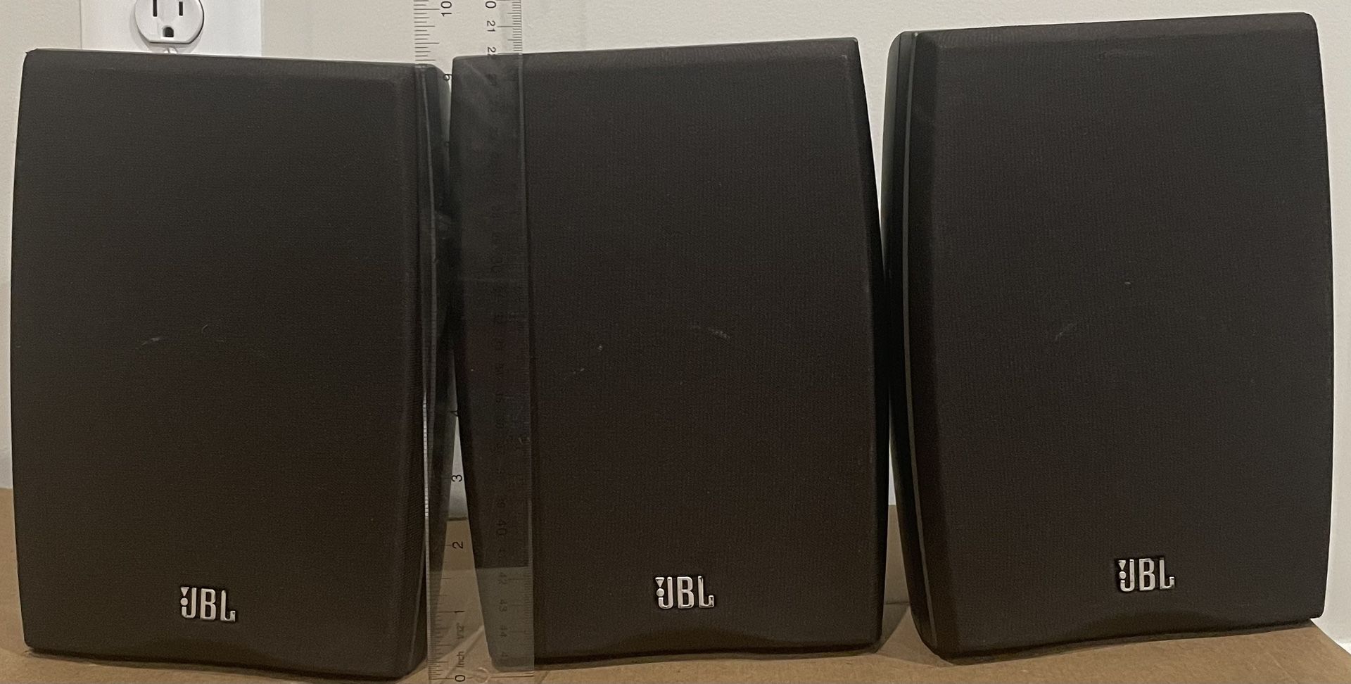 Lot Of Three JBL Northridge Series N24 Bookshelf Speakers Color Black Tested