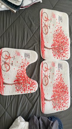 3-Piece Bathroom Rug Set – Bicycle Heart Print