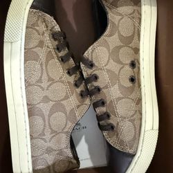 Womens Coach Shoes Size 7.5 Like New Worn Once 