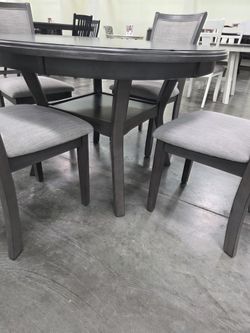 Dining Set 5pcs Brand New In Box