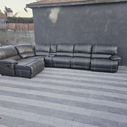 Sectional Reclining Couch