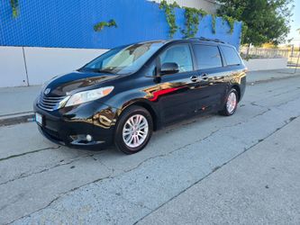 2016 Toyota Sienna