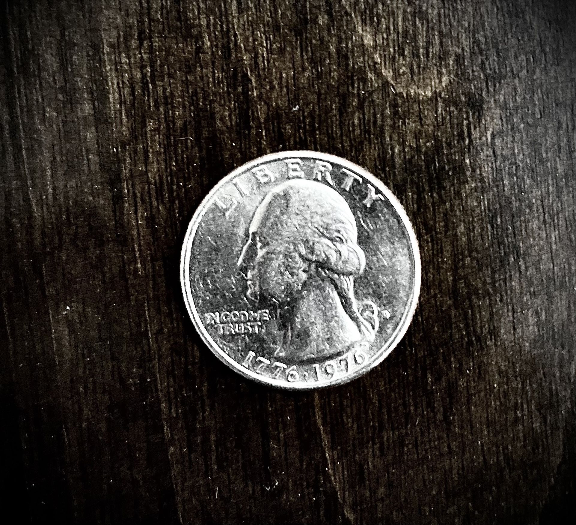 Coin Quarter US Bicentennial Quarter 1776D MINT  Rare filled Mint Mark Regular