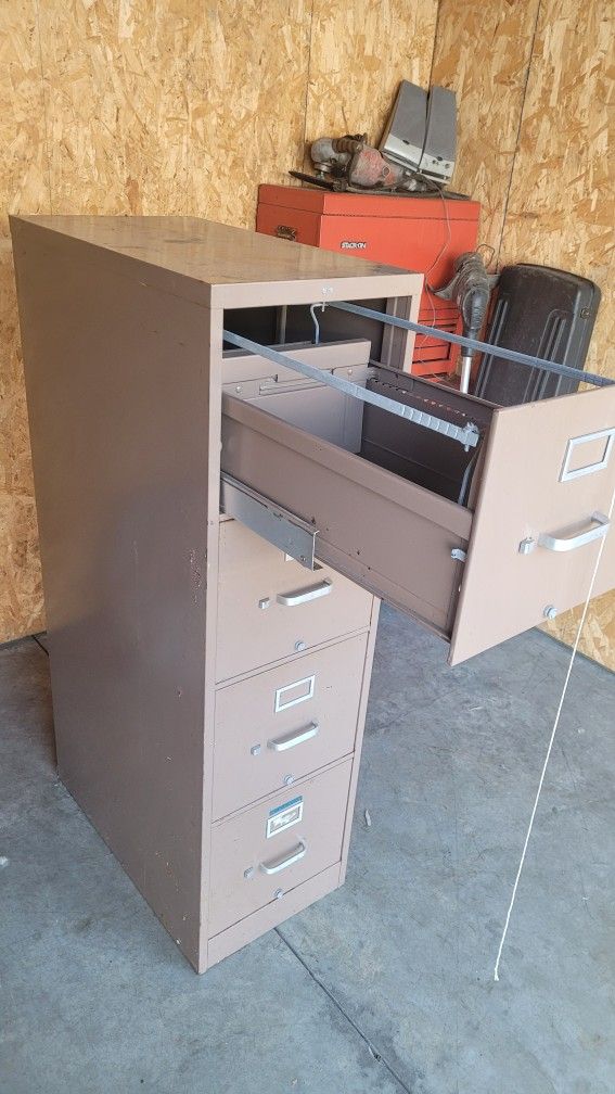 File Cabinet  Steel  In Exilent Shape