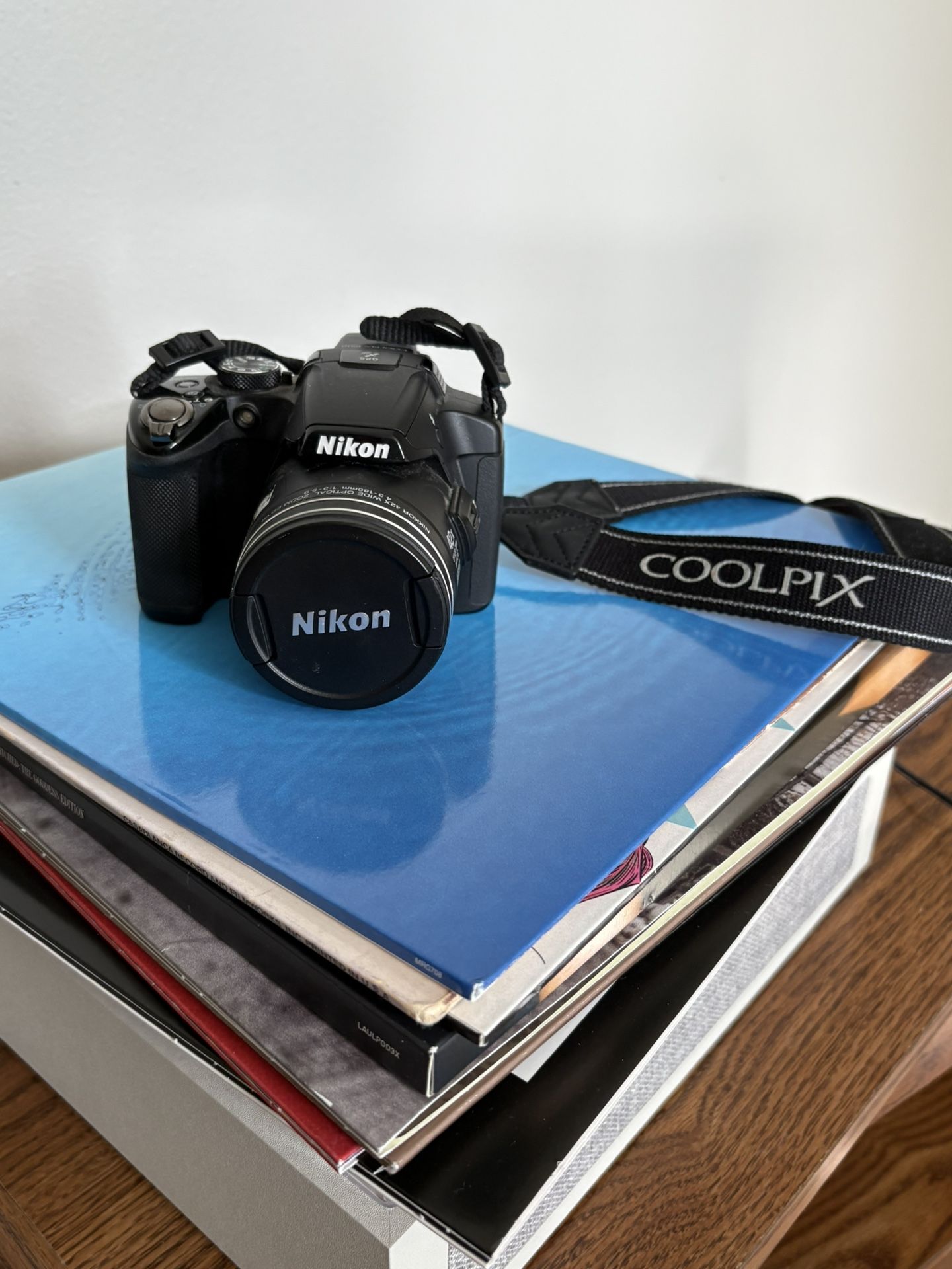Nikon COOLPIX P510 (with Original Charger)