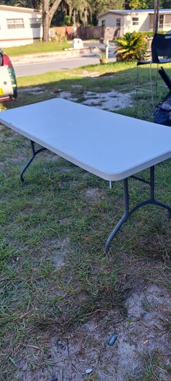 Foldable table 6 feet. By 30 inches.