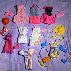 BARBIE CLOTHES and ACCESSORIES VINTAGE 1990s for Sale in Davis, CA - OfferUp