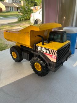 Tonka dump truck