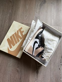 Air Jordan 1s Retro High OG “Latte”  Size W6/ 4.5M
