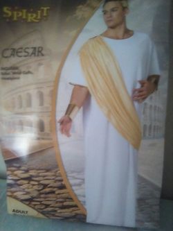 Costume