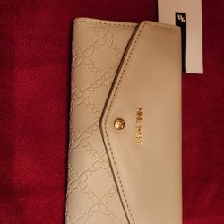 Brand New Women's  Nine West Purse/wallet 