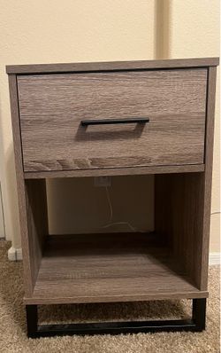 Nightstand Set | Like New